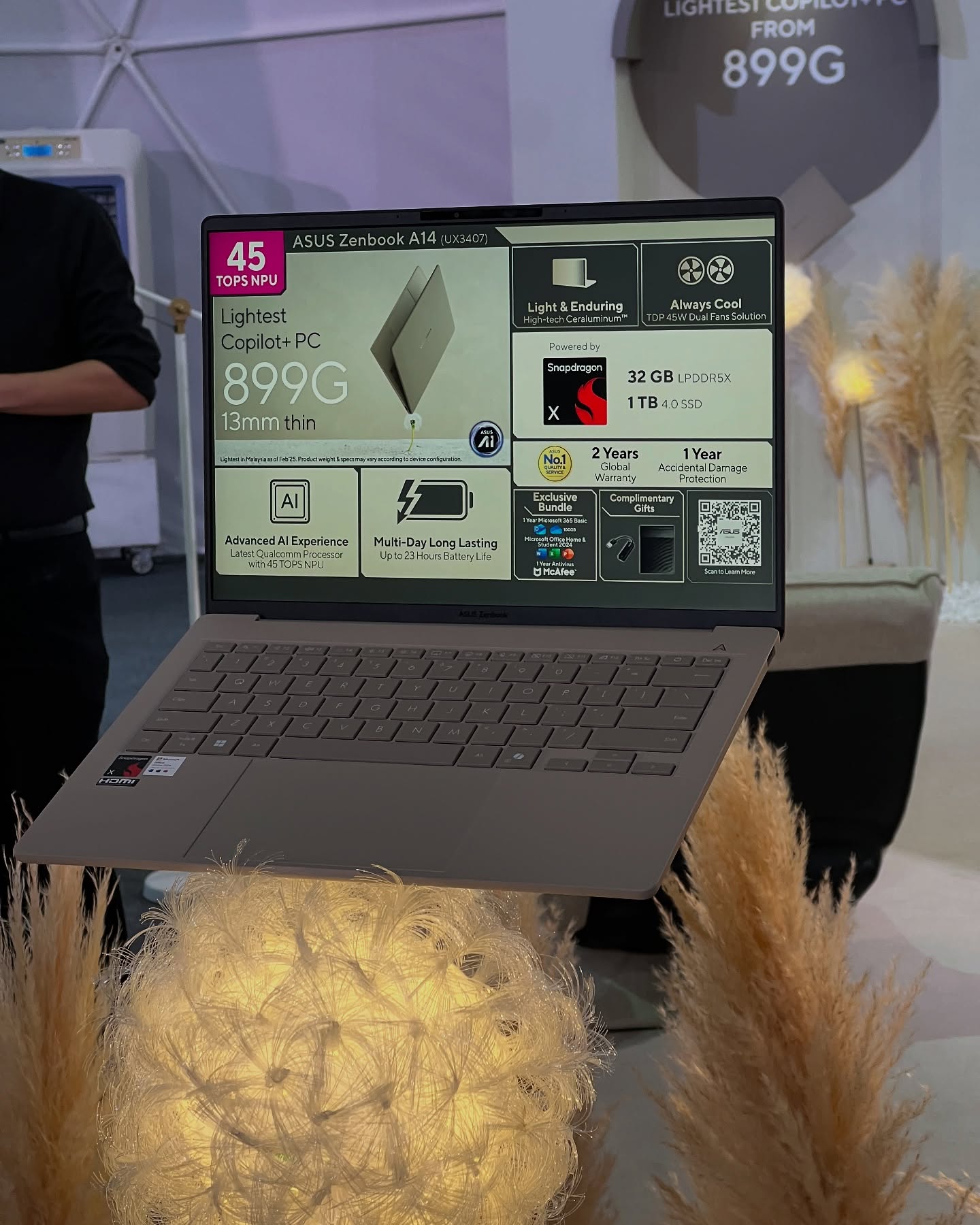 全球最轻14寸Copilot+ PC!ASUS Zenbook A14大马发布,售价RM4999起! 3 480838722 18493263592010402 7234744384450844634 n 1