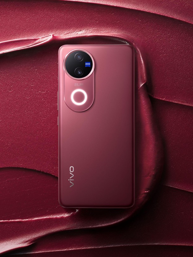 把身边人拍得美美的也是一种爱!vivo V50全5000万像素蔡司人像,把你爱的人拍出高级感! 10 Picture7