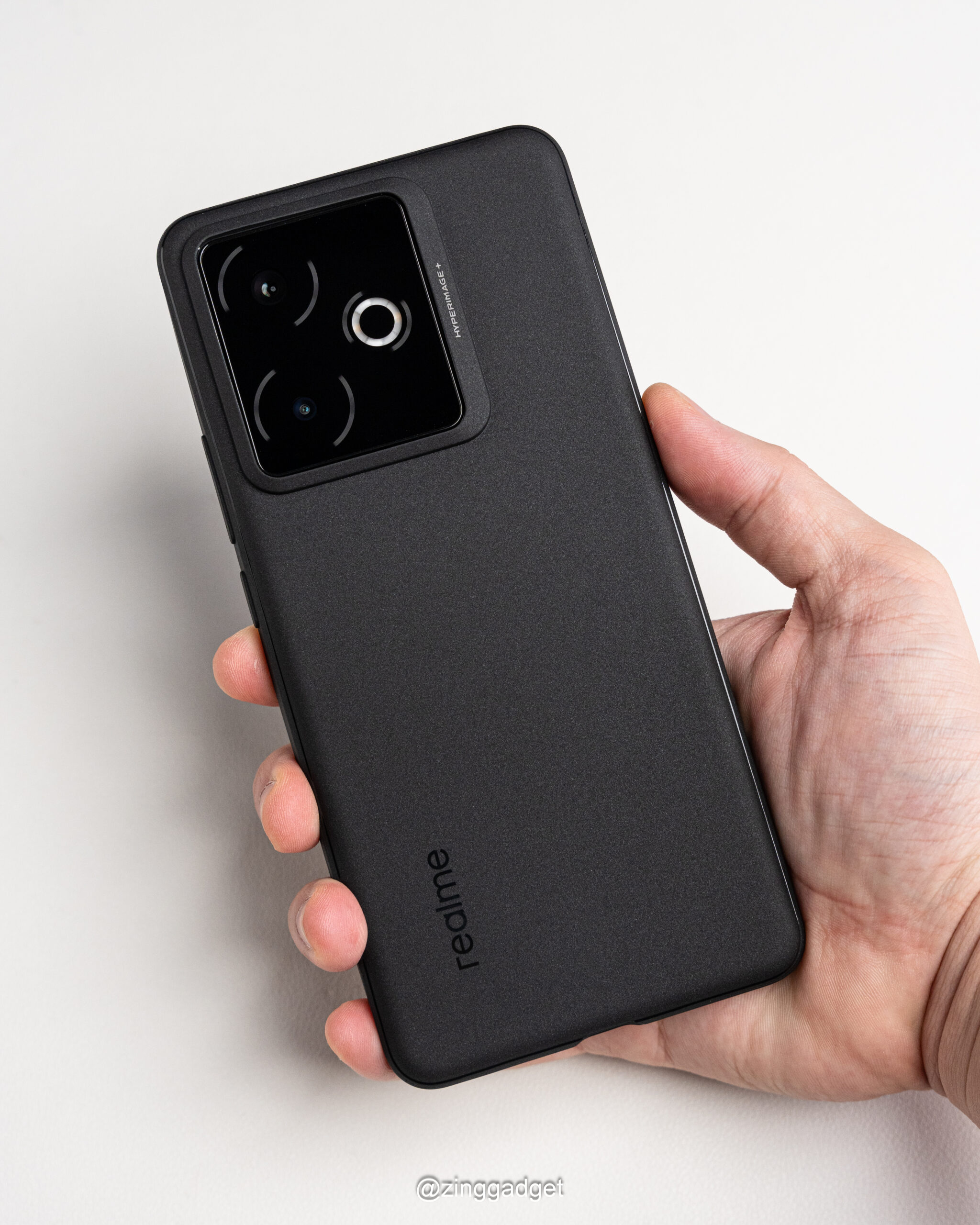 realme GT 7 系列发布:天玑9400e、7000mAh+120W,还有和Aston Martin Aramco F1车队联名款,大马售价RM1999起! 20 DSC06528 scaled