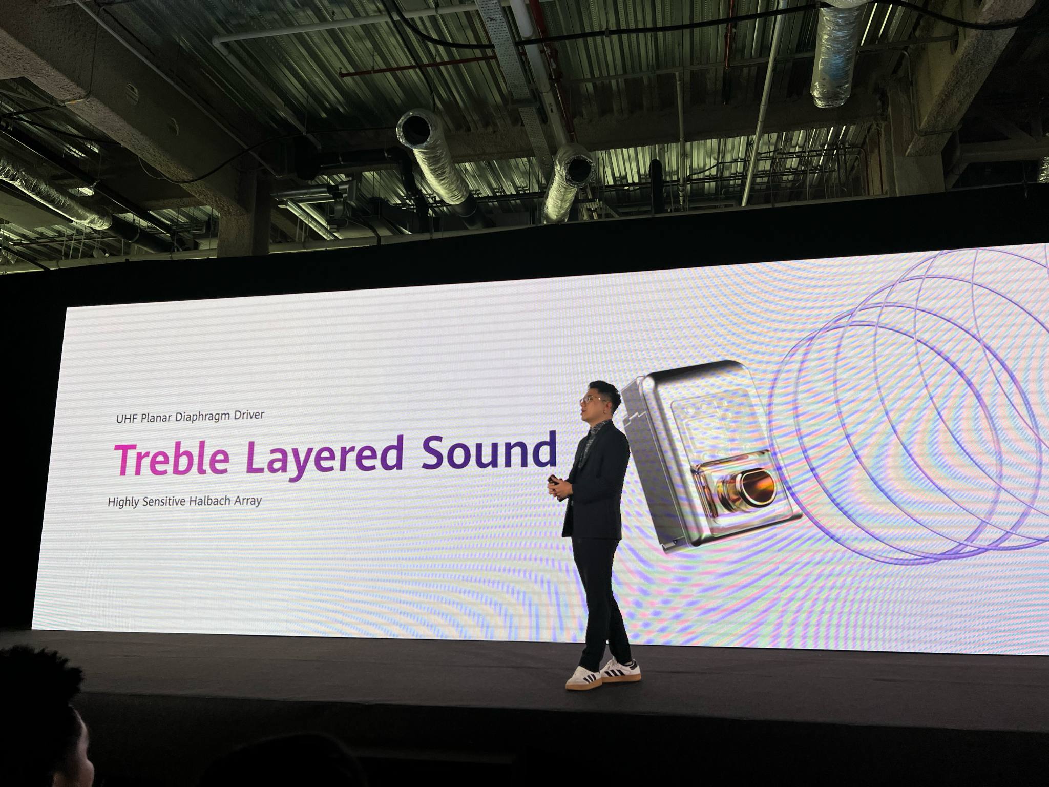 HUAWEI FreeBuds 6大马发布:开放挂耳式设计、支持ANC、36小时续航,售RM699! 3 HUAWEI FreeBuds 6大马发布:开放挂耳式设计、支持ANC、36小时续航,售RM699!