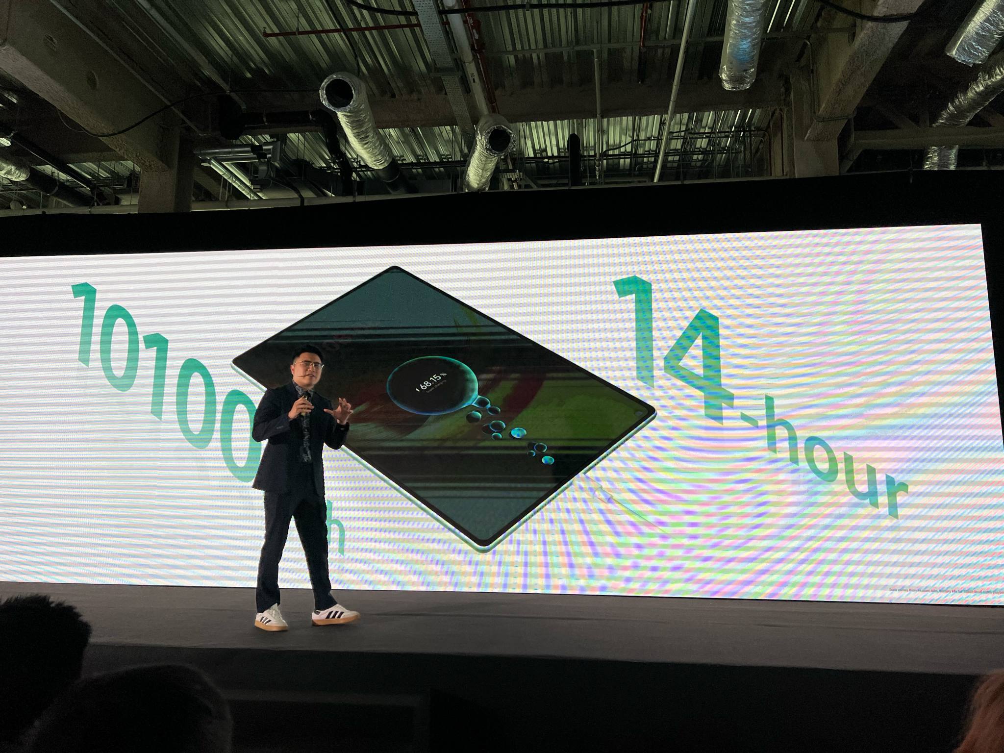 HUAWEI MatePad Pro 12.2大马发布:10100mAh电池、2.8K屏、更多样的办公体验,售RM3599! 4 HUAWEI MatePad Pro 12.2大马发布:10100mAh电池、2.8K屏、更多样的办公体验,售RM3599!