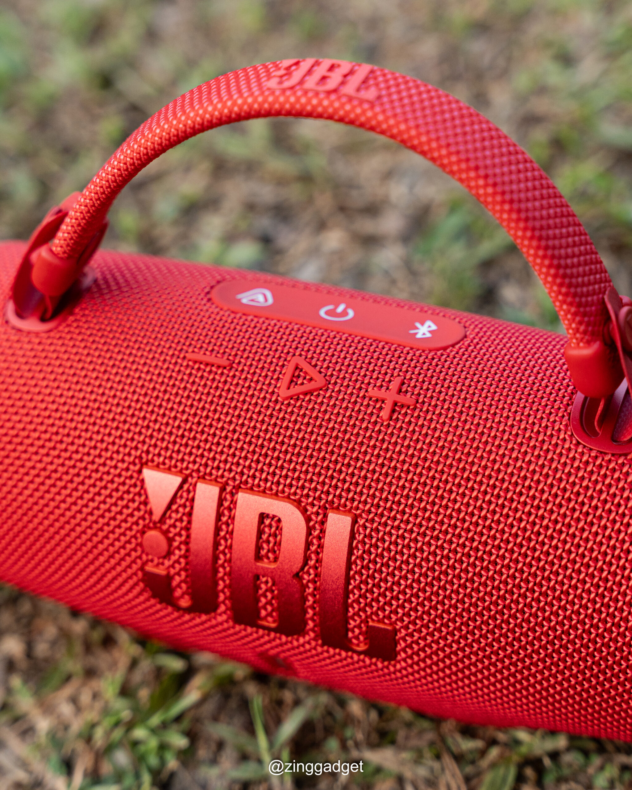 JBL Charge 6 体验:户外派对实用音响,有充电宝功能+Type-C接口,低音表现依旧带劲! 5 DSC07118 scaled