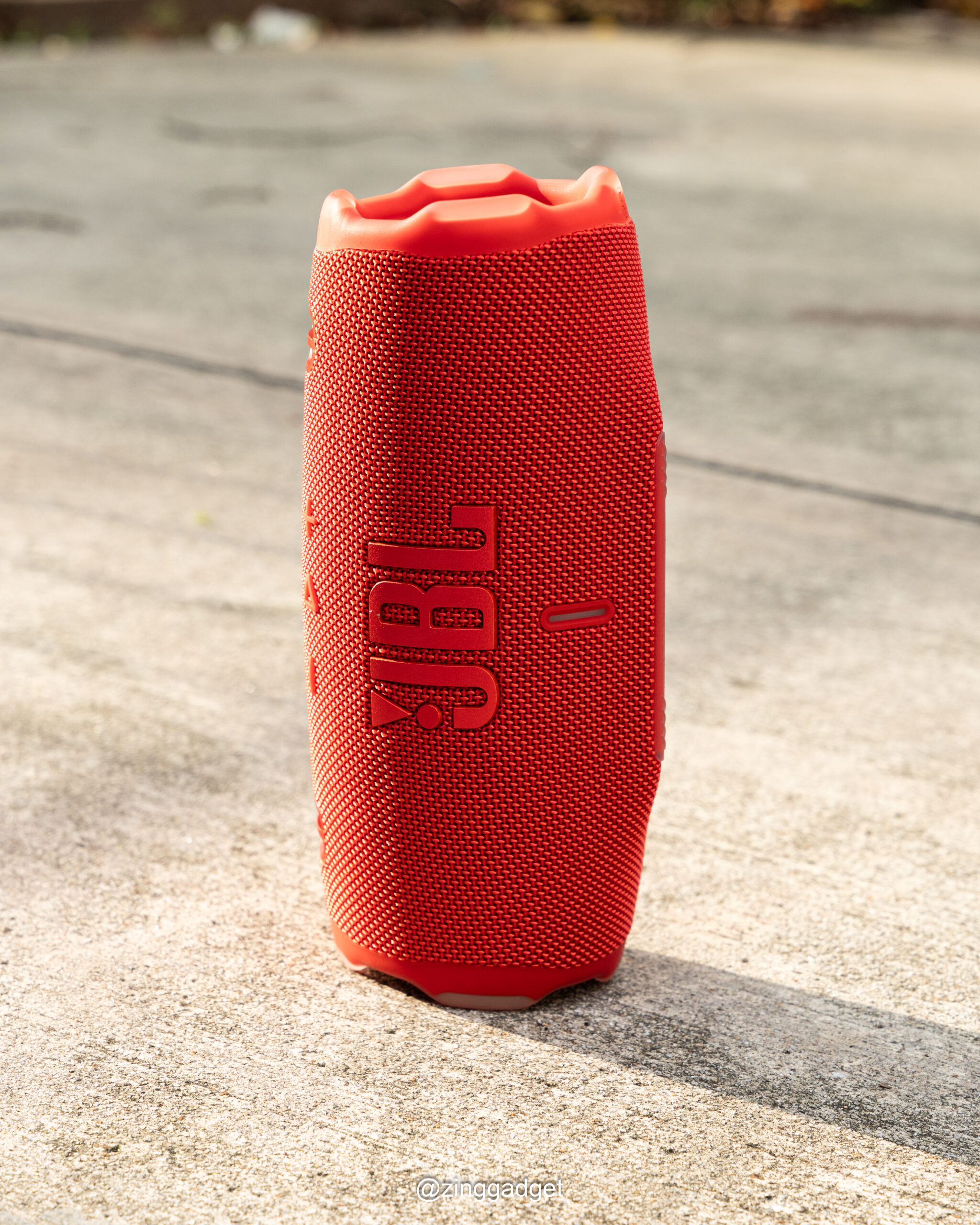 JBL Charge 6 体验:户外派对实用音响,有充电宝功能+Type-C接口,低音表现依旧带劲! 3 DSC07465 scaled