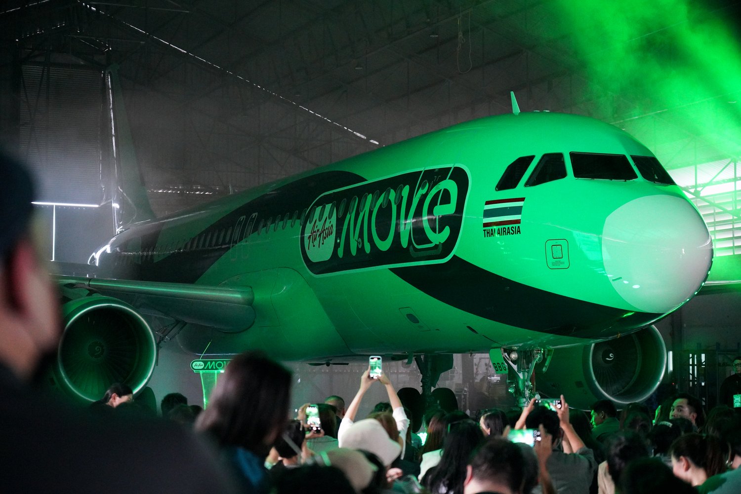 AirAsia MOVE 发布全新标语“Travel More for Less”、加入特别设计飞机涂装!助力连接品牌价值观和东盟各地旅客! 6 OHM08158