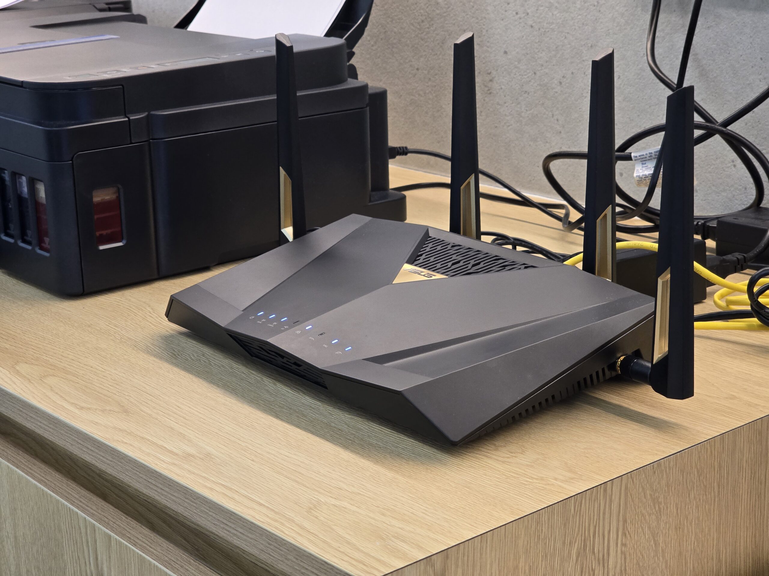 家里WiFi老掉线?ASUS RT-BE88U体验:全体同事的网络就没有慢过断过 6 20250630 153735 scaled