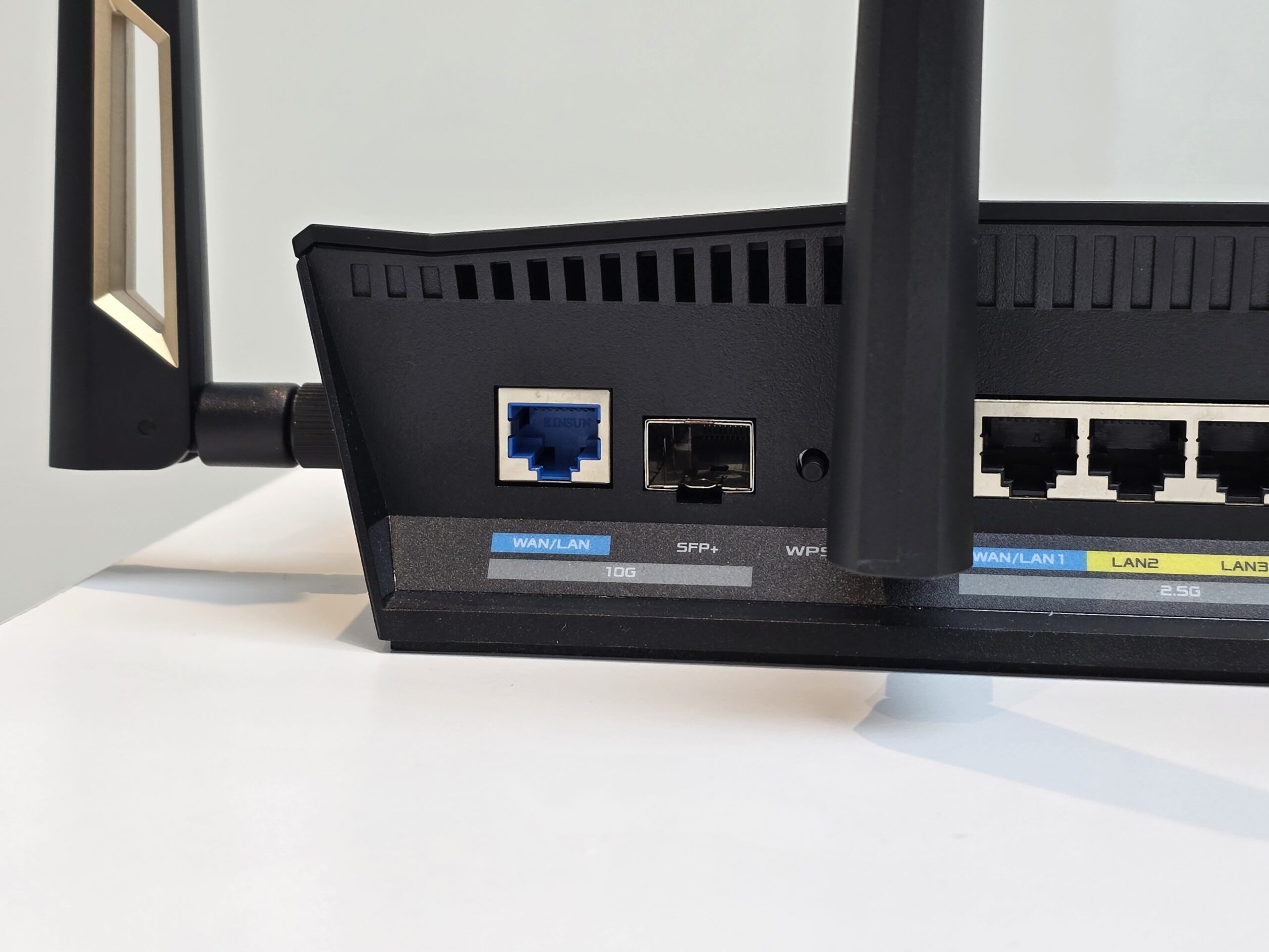 家里WiFi老掉线?ASUS RT-BE88U体验:全体同事的网络就没有慢过断过 4 20250630 192805 scaled