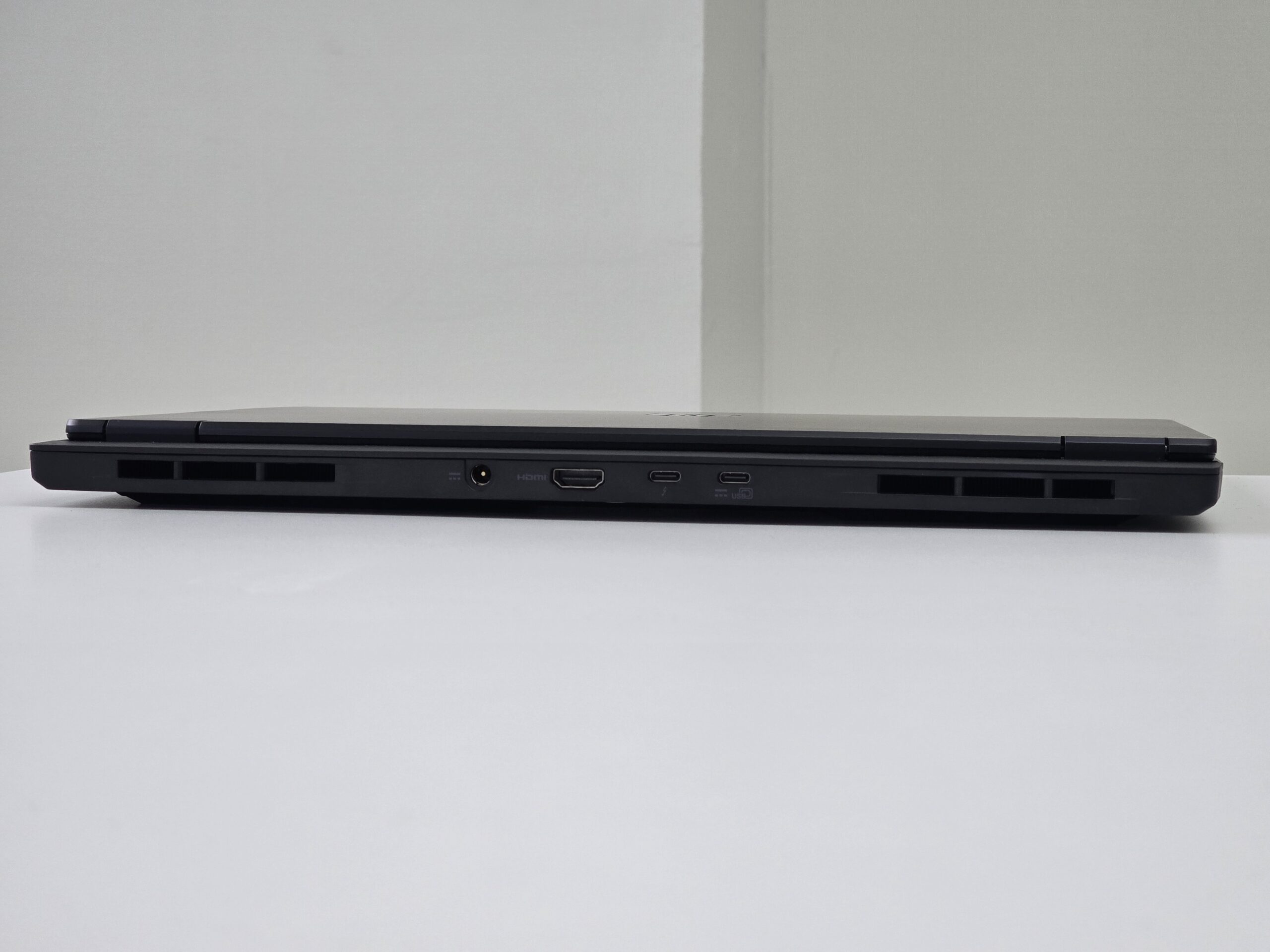 Predator Helios Neo 16S AI体验:RTX 5070 Ti、Intel Core Ultra 9 275HX,性能强大的游戏本! 9 20250707 170614 scaled