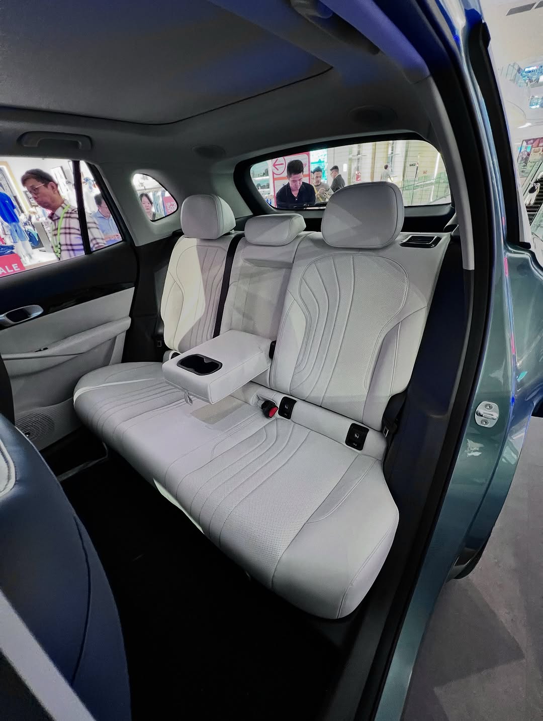 新版本Proton e.MAS 7登场!车载系统升级支持Apple Car Play、新增曜石黑车配色+雪晶白内饰! 9 514232810 17882383821340654 2339805016551098939 n