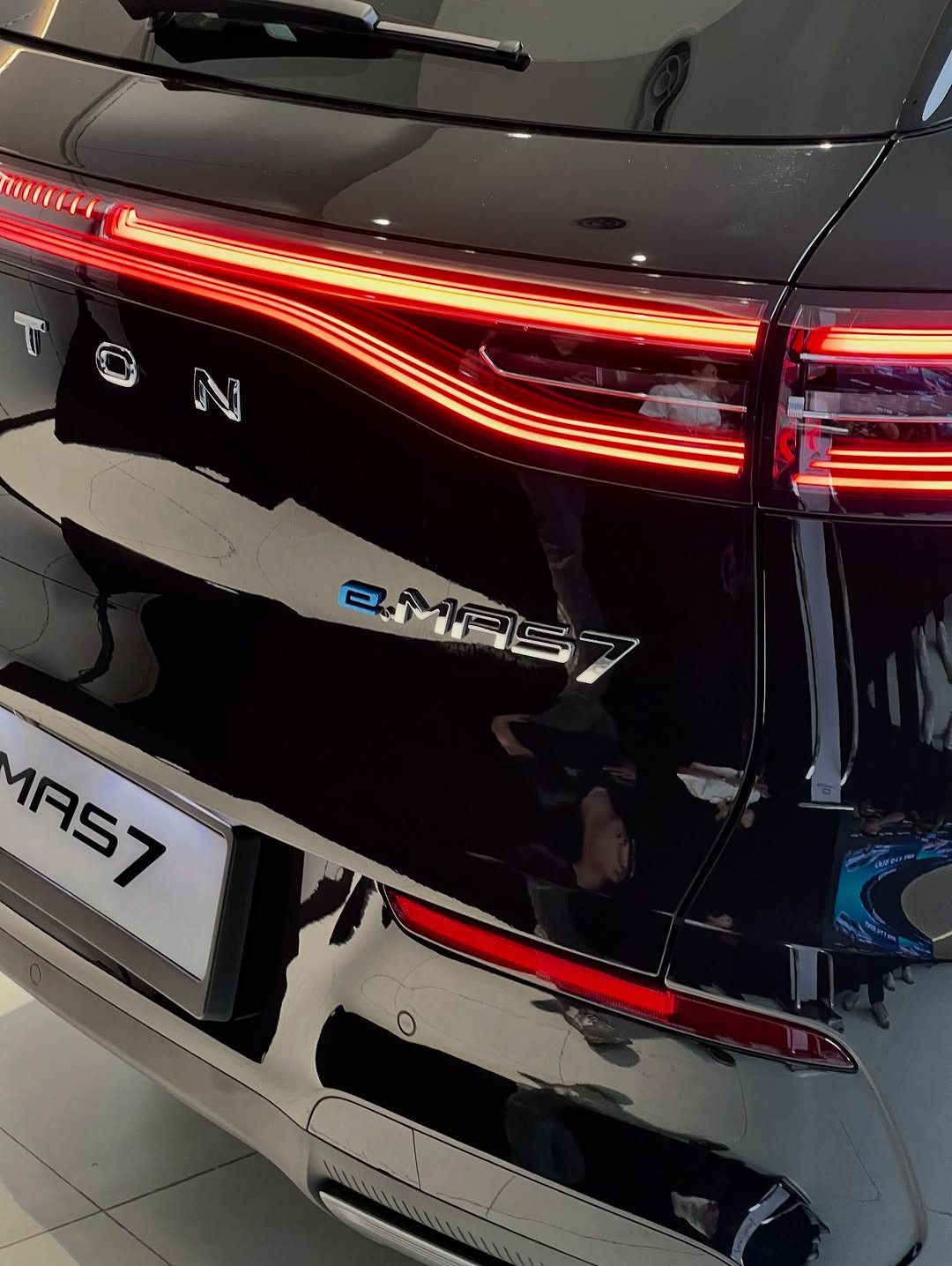 新版本Proton e.MAS 7登场!车载系统升级支持Apple Car Play、新增曜石黑车配色+雪晶白内饰! 4 514970299 17882383731340654 4478724302575512465 n