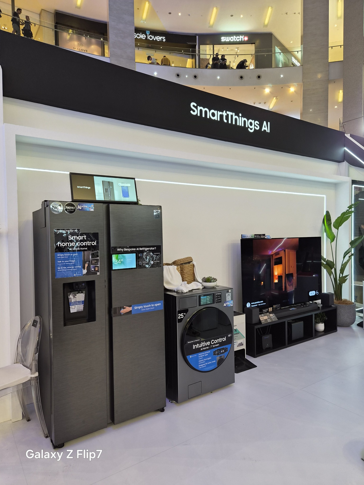 Samsung在Pavilion KL举办路演!可上手体验Galaxy Z Fold7 | Flip7,预购还送好礼! 10 518781140 1146942080800754 3221167002633335111 n