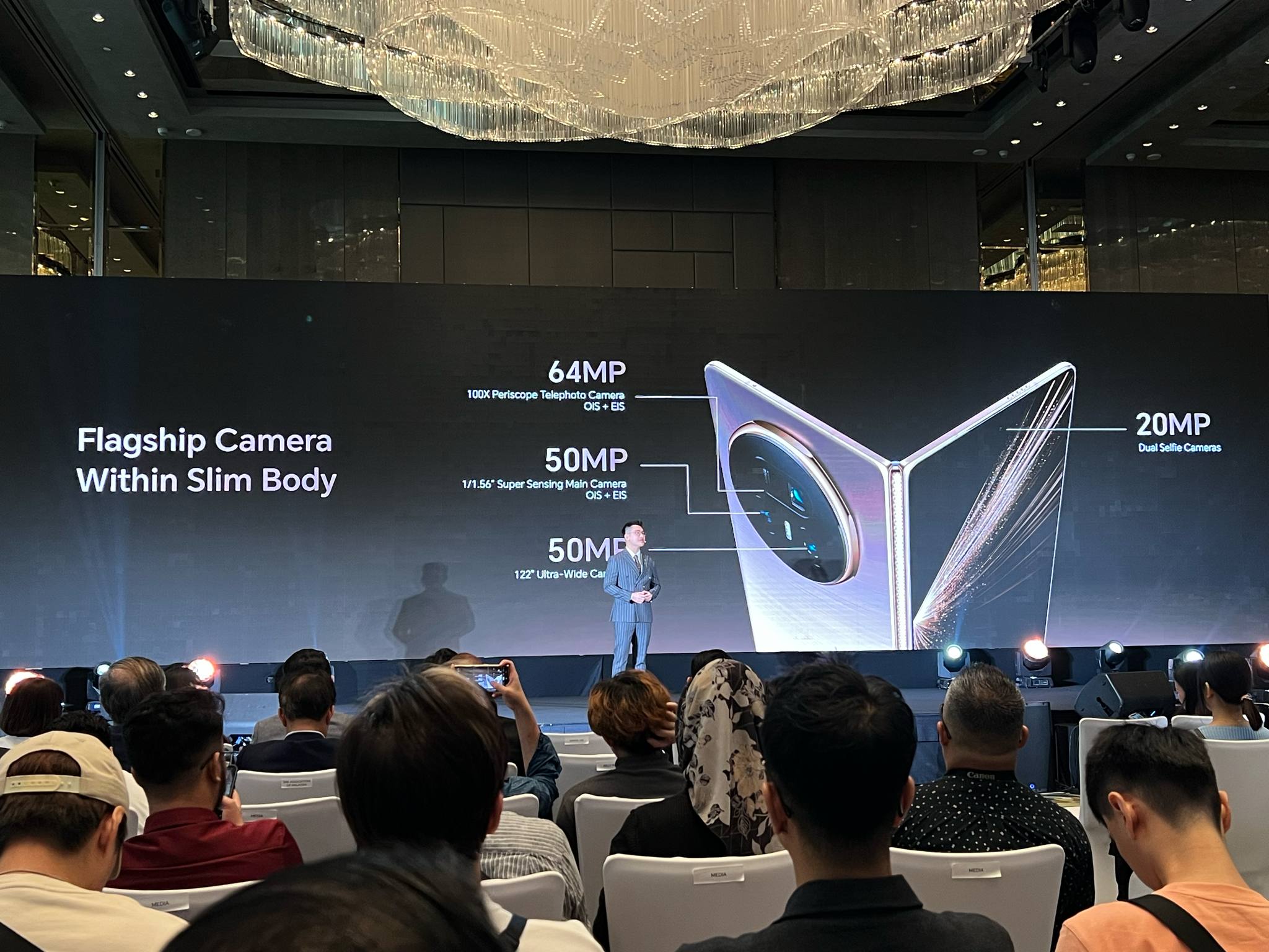HONOR Magic V5大马发布:骁龙8 Elite、5820mAh、66W快充,售RM6999! 7 5762f63f 987a 425e 83c7 5116ff64015c