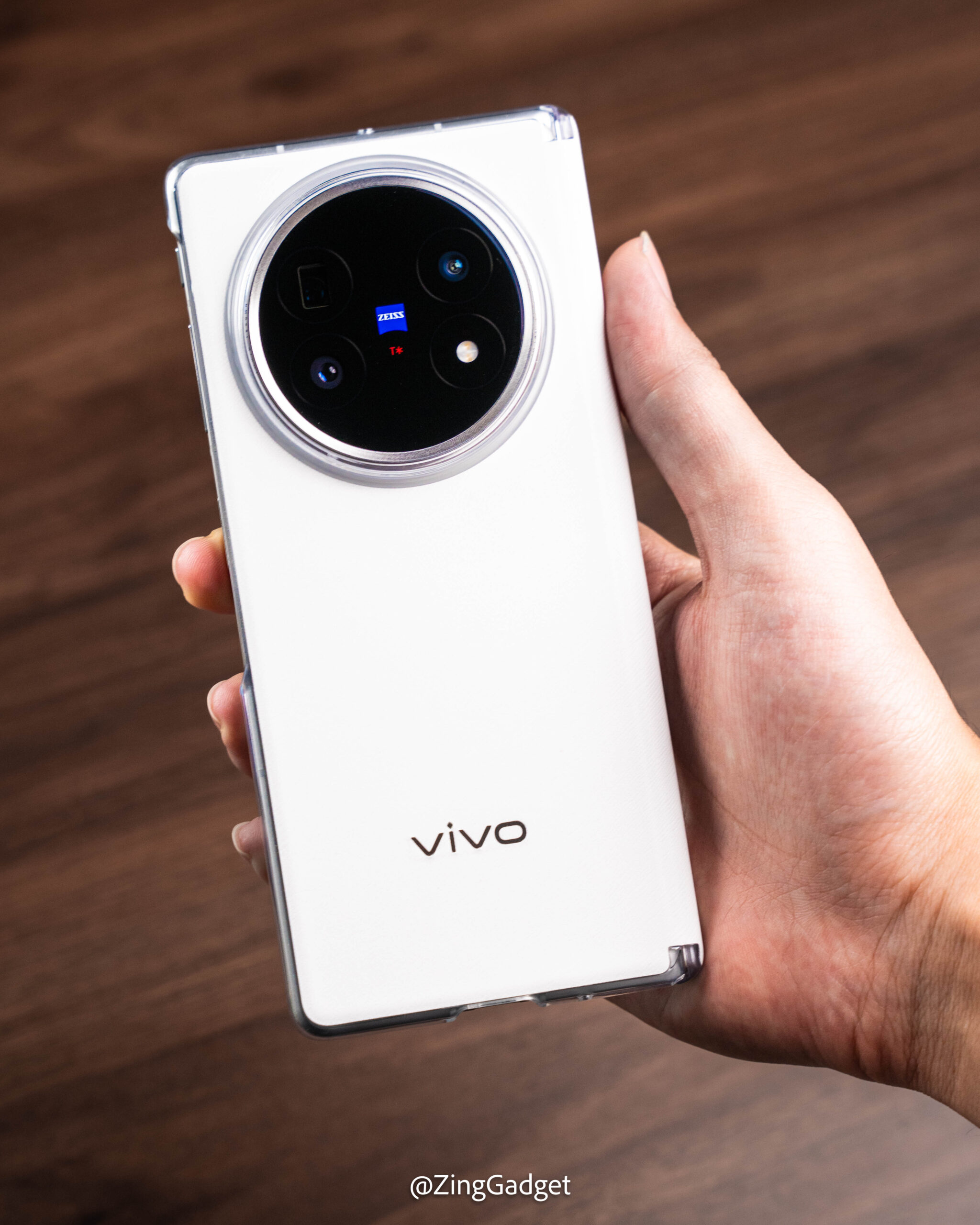 vivo X Fold5评测:轻薄、续航出色,工作台功能非常适合大忙人! 7 DSC08364 1 scaled