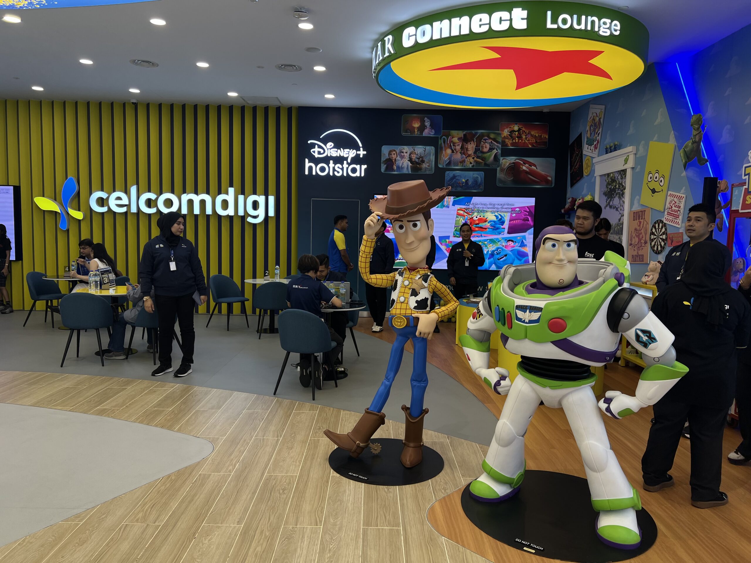 CelcomDigi旗舰店开张:从手机到智能家居都能体验、签购,可享最高30%折扣优惠! 9 IMG 3926 scaled