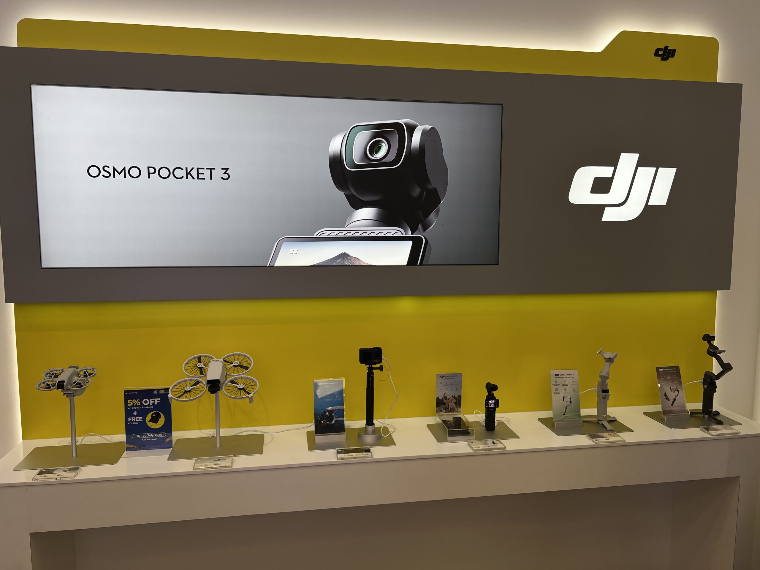 CelcomDigi旗舰店开张:从手机到智能家居都能体验、签购,可享最高30%折扣优惠! 4 IMG 3928 scaled